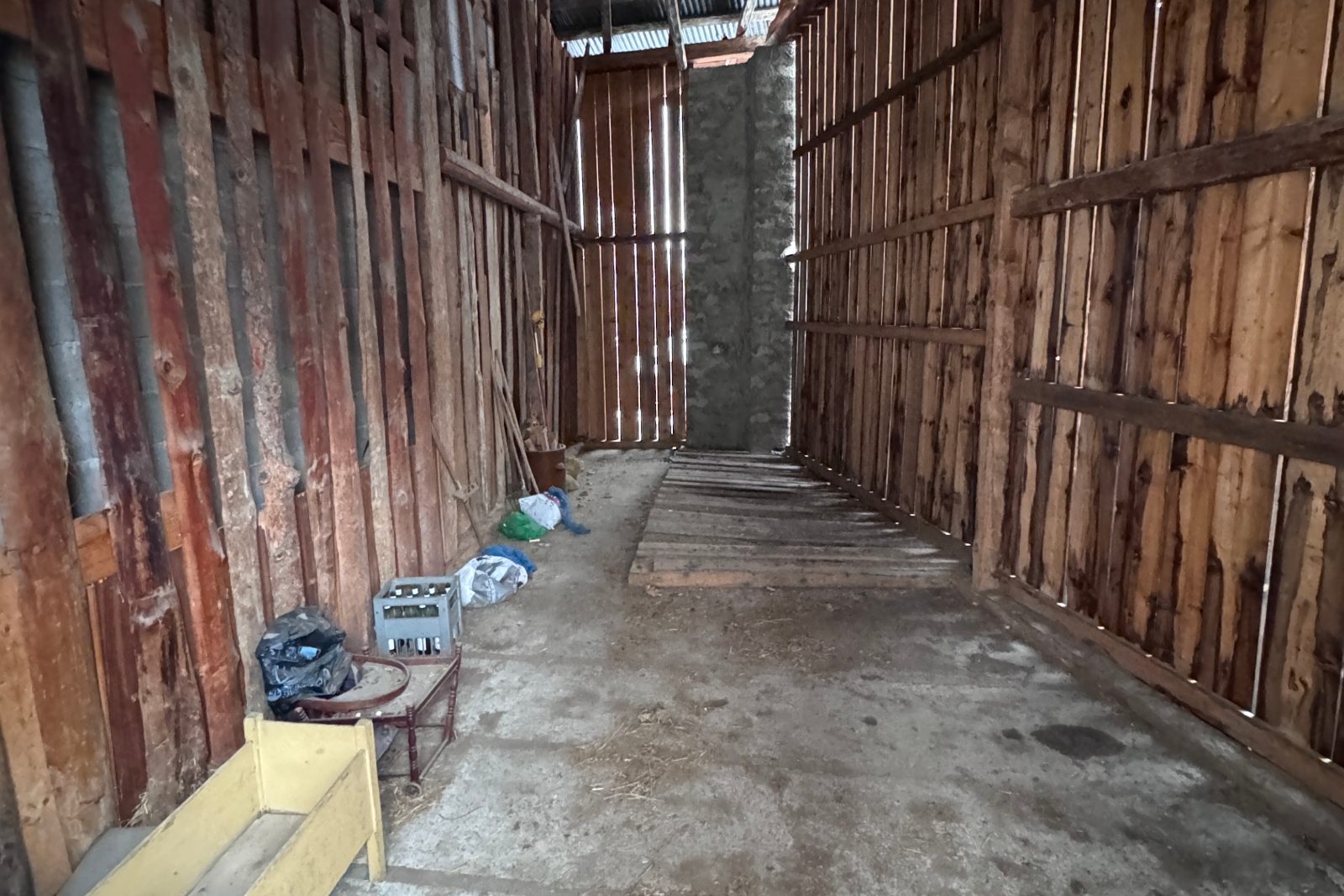 Le volume intérieur de l'ancienne grange de La Bergère avant les travaux